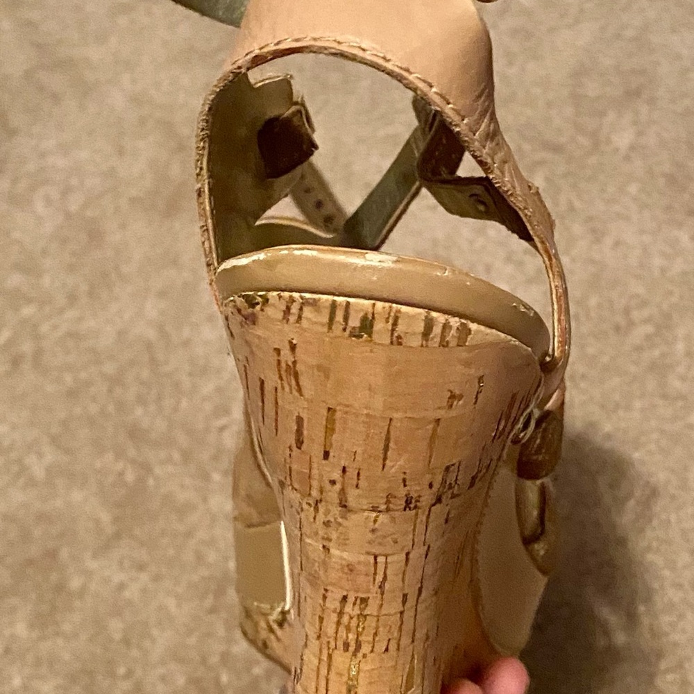 Guess gold and nude cork espadrilles - Picture 5 of 7